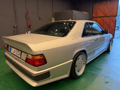 Gebraucht Mercedes E300 AMG 179 PS (131 kW) 1989 Silber Coupé
