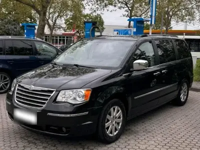 Begagnad Chrysler Grand Voyager 163 HK (119 kW) 2008 Svart Minibuss