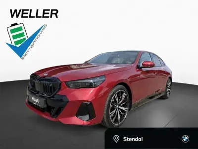Gebraucht BMW i5 M Sport 250 kW (340 PS) 2025 Rot Limousine