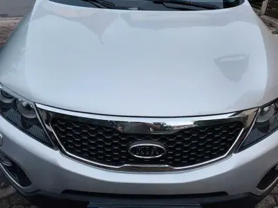 Gebraucht Kia Sorento Edition 7 197 PS (144 kW) 2012 Silber SUV