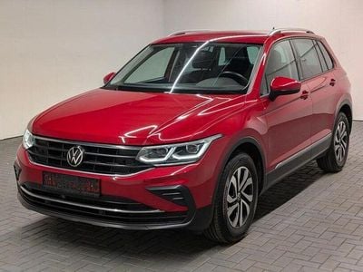 Gebraucht VW Tiguan Active 150 PS (110 kW) 2022 Kingsrotmet. SUV