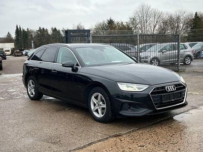 Schwarz Gebraucht 2022 Audi A4 Comfort Kombi | 19.980 € (Fairer Preis)