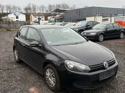Gebraucht VW Golf VI 86 PS (63 kW) 2011 Schwarz Kleinwagen