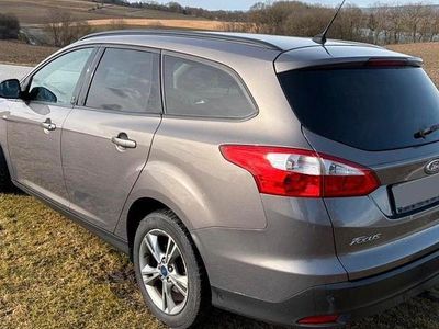 Gebraucht Ford Focus 116 PS (85 kW) 2013 Braun Kombi