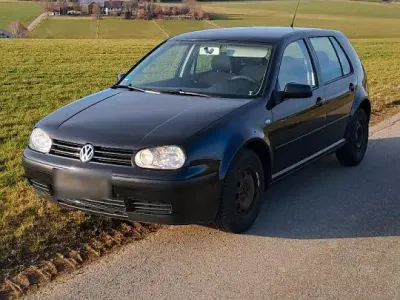 Używany VW Golf IV 68 KM (50 kW) 2003 Czarny Hatchback