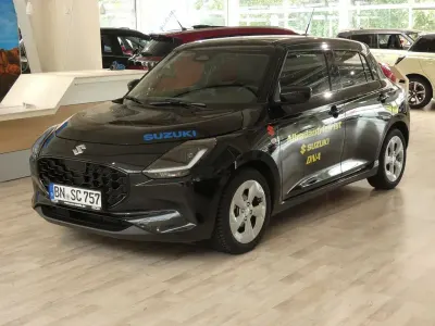 Gebraucht Suzuki Swift Comfort 83 PS (61 kW) 2025 Schwarz Kleinwagen