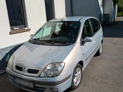 Używany Renault Scénic 139 KM (102 kW) 2003 Szary Minivan