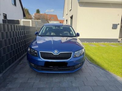 Usata Skoda Octavia Style 150 CV (110 kW) 2016 Blu Utilitaria