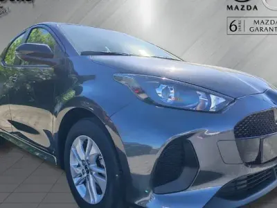 Nouvelle Mazda 2 Center-Line 116 ch (85 kW) 2026 Gris Citadine