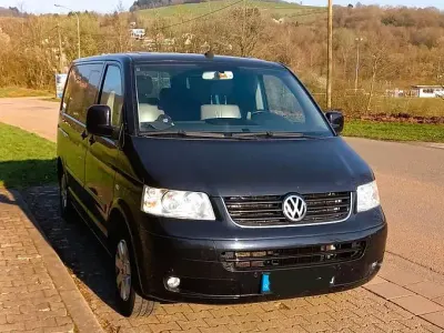 Gebraucht VW Multivan 174 PS (127 kW) 2006 Schwarz Van / Kleinbus
