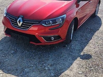 Gebraucht Renault Mégane IV Bose Edition 140 PS (102 kW) 2019 Rot Limousine