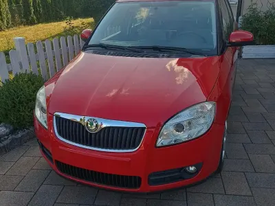 Gebraucht Skoda Fabia 60 PS (44 kW) 2008 Rot Kleinwagen