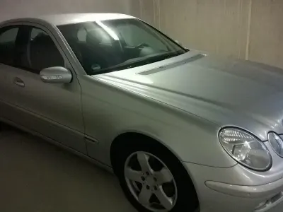 Gebraucht Mercedes E200 Classic 122 PS (89 kW) 2003 Silber Limousine