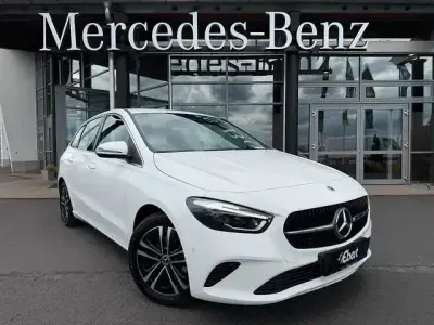 Gebraucht Mercedes B200 Progressive 163 PS (119 kW) 2023 Polarweiss Kleinwagen