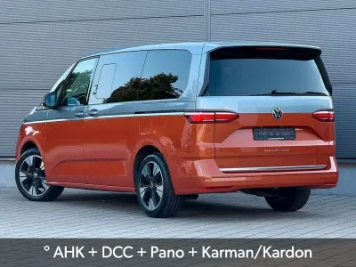 Gebraucht VW Multivan Style 150 PS (110 kW) 2025 2farbenlackierung orange Van / Kleinbus