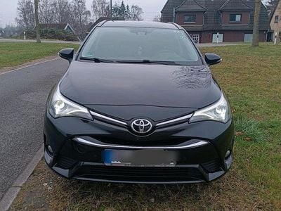 Gebraucht Toyota Avensis T2 143 PS (105 kW) 2015 Schwarz Kombi