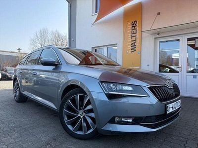 Gebraucht Skoda Superb LAURIN & KLEMENT 150 PS (110 kW) 2019 Grau Kombi