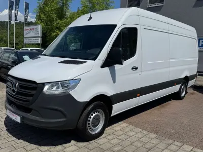 Gebraucht Mercedes Sprinter 150 PS (110 kW) 2023 Arktikweiss Van