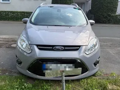 Gebraucht Ford Grand C-Max Trend 163 PS (119 kW) 2012 Beige Van / Kleinbus