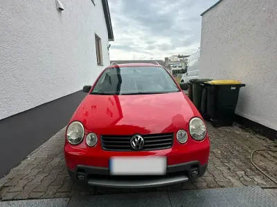 Gebraucht VW Polo 65 PS (47 kW) 2004 Rot Kleinwagen