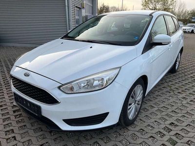 gebraucht Ford Focus Turnier 1.5 TDCi DPF Start-Stopp-System Aut. Trend