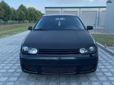 Gebraucht VW Golf IV 130 PS (95 kW) 2002 Schwarz Kleinwagen