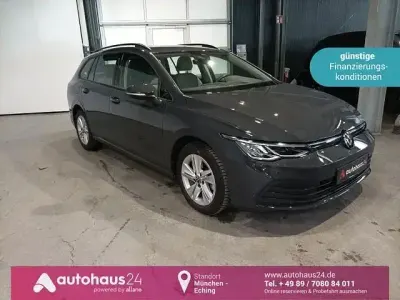 Gebraucht VW Golf VIII Life 131 PS (96 kW) 2023 Grau Kombi