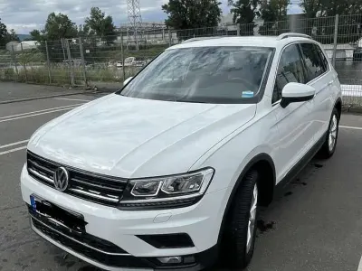 Gebraucht VW Tiguan Highline 150 PS (110 kW) 2020 Weiß SUV