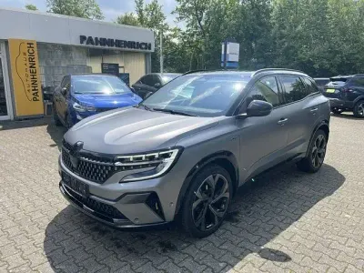 Gebraucht Renault Austral Techno 158 PS (116 kW) 2022 Schwarz SUV