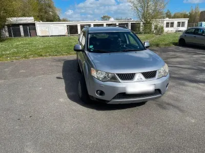 Gebraucht Mitsubishi Outlander 159 PS (116 kW) 2008 Silber SUV
