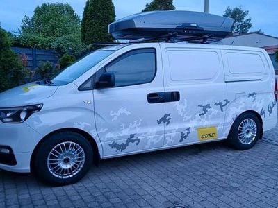 Gebraucht Hyundai H-1 116 PS (85 kW) 2019 Weiß Van / Kleinbus
