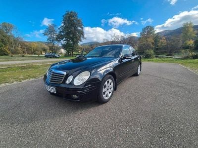 Mercedes E220