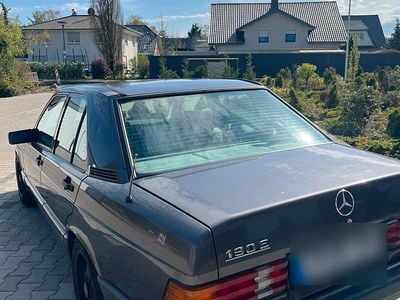 Second-hand Mercedes 190 109 CP (80 kW) 1991 Berlinǎ