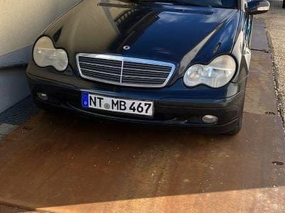 Gebraucht Mercedes C180 Classic 129 PS (94 kW) 2000 Blau Limousine