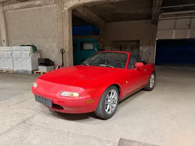 Używany Mazda MX5 115 KM (84 kW) 1993 Czerwony Kabriolet