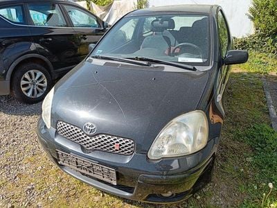 Second-hand Toyota Yaris Edition-S 87 CP (63 kW) 2005 Negru