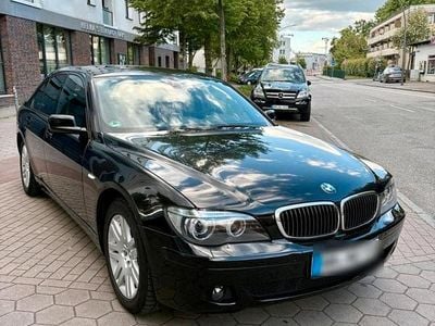 BMW 730