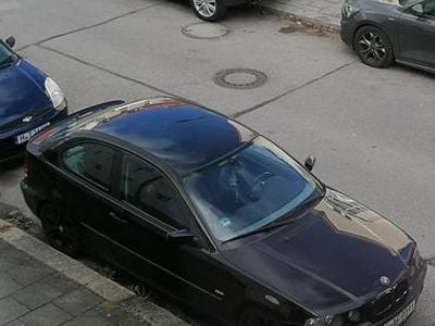 Schwarz Gebraucht 2003 BMW 318 Compact Kleinwagen | 2.000 €