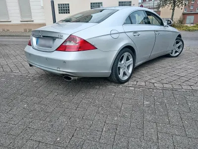 Gebraucht Mercedes CLS320 224 PS (164 kW) 2006 Silber Coupé