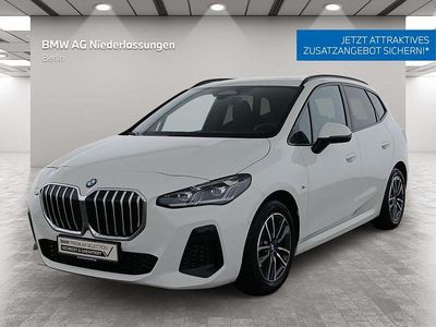 Weiß Gebraucht 2024 BMW 220 Active Tourer Comfort Edition Van / Kleinbus | 32.900 € (Fairer Preis)