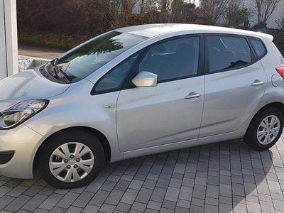 Silber Gebraucht 2013 Hyundai ix20 Edition Kleinwagen | 7.450 € (Fairer Preis)