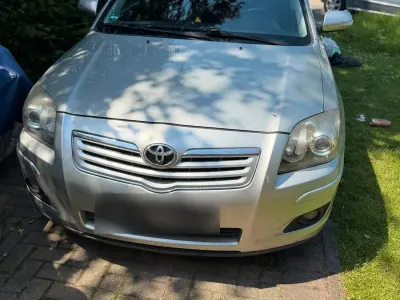 Gebraucht Toyota Avensis 147 PS (108 kW) 2006 Kombi