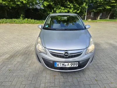 Używany Opel Corsa 86 KM (63 kW) 2011 Szary Hatchback