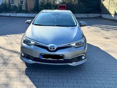 Gebraucht Toyota Auris Hybrid 136 PS (100 kW) 2017 Grau Limousine