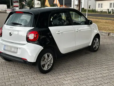 Gebraucht Smart ForFour 71 PS (52 kW) 2015 Weiß Kleinwagen