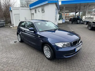 Gebraucht BMW 116 122 PS (89 kW) 2010 Blau Kleinwagen