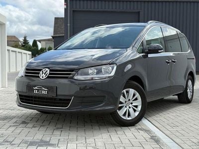 Gebraucht VW Sharan Comfortline 150 PS (110 kW) 2019 Grau Van / Kleinbus