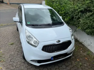Gebraucht Kia Venga Spirit 125 PS (91 kW) 2019 Weiß Kleinwagen