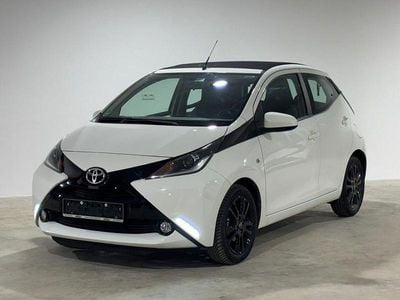 Gebraucht Toyota Aygo X-wave 69 PS (50 kW) 2016 Schneeweiß Kleinwagen