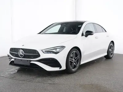 Gebraucht Mercedes CLA200 AMG 163 PS (119 kW) 2025 Weiß Limousine